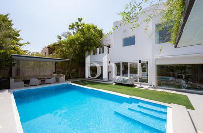 Villa - 4 Bedrooms - 5 Bathrooms for rent in Meadows 7 - Meadows - Dubai