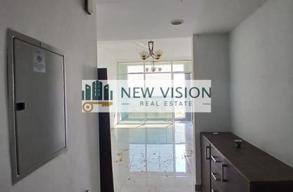 Apartment - 1 - 1 for rent in Burj Al Majaz Tower - Al Majaz 2 - Al Majaz - Sharjah Apartment - 1 - 1 for rent in Burj Al Majaz Tower - Al Majaz 2 - Al Majaz - Sharjah