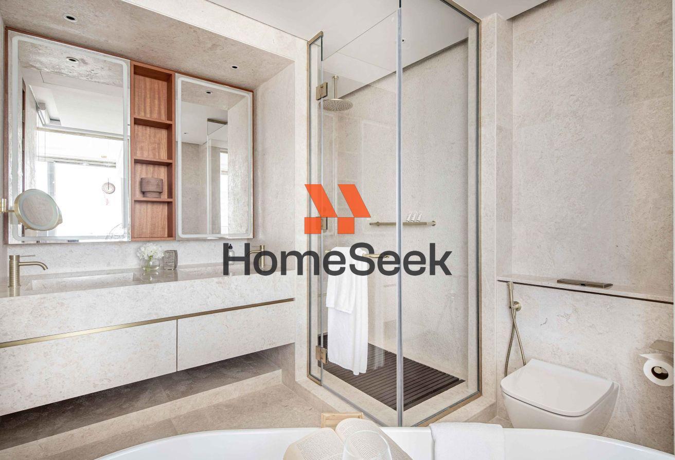 High-End Furnished | Sea & Atlantis View | Elegant photo 24
