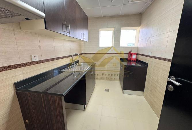 91798356 - Property Image 3