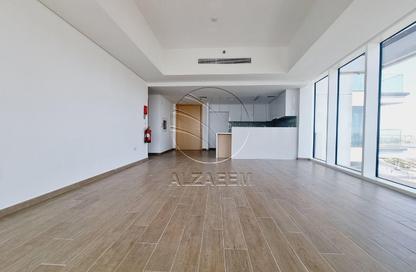 Apartment - 1 Bedroom - 2 Bathrooms for rent in Mayan 1 - Mayan - Yas Island - Abu Dhabi