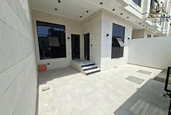 143742646 - Property Image 2