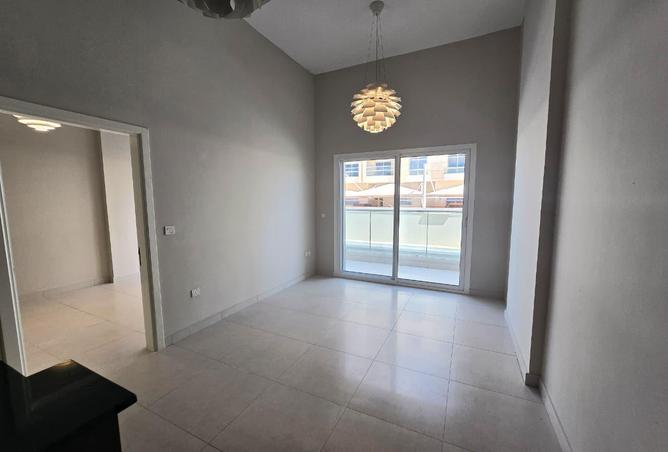 73161904 - Property Image 3