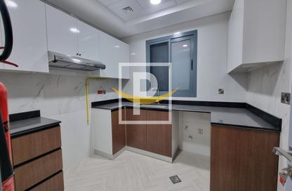 Apartment - 2 Bedrooms - 3 Bathrooms for rent in Al Hudaiba Mall - Al Hudaiba - Bur Dubai - Dubai