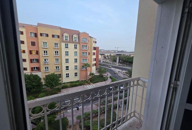 70293668 - صورة العقار 3