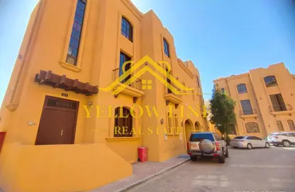 فيلا - 4 غرف نوم - 6 حمامات للايجار في خليفة بارك - الطريق الشرقي - أبوظبي