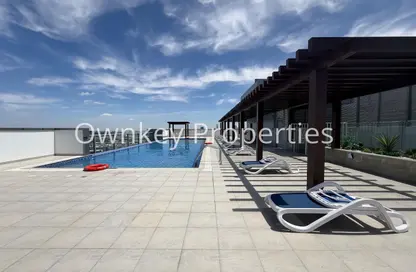 شقة - 2 غرف نوم - 3 حمامات للايجار في برج تيتانيوم - الكرامة - دبي