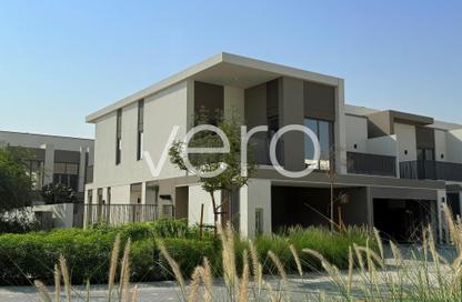 Villa - 4 Bedrooms - 5 Bathrooms for rent in Aura Gardens - Tilal Al Ghaf - Dubai