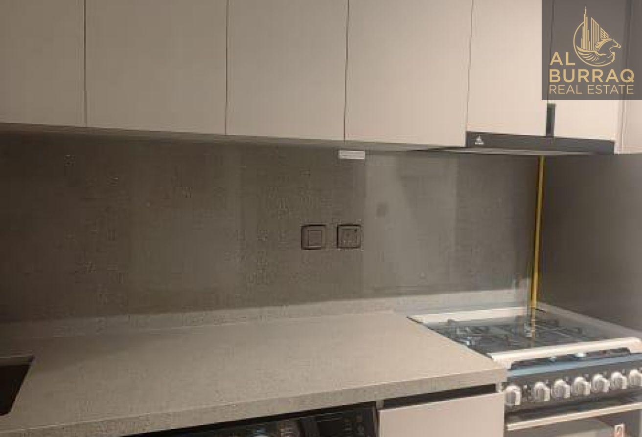 Fully Furnished | Prime Location | Luxury photo 4