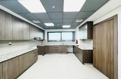 Apartment - 3 Bedrooms - 4 Bathrooms for rent in Al Sayyah Residence - Arjan - Dubai