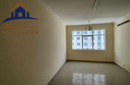 Apartment - 2 Bedrooms - 2 Bathrooms for rent in Al Khan Corniche - Al Khan - Sharjah
