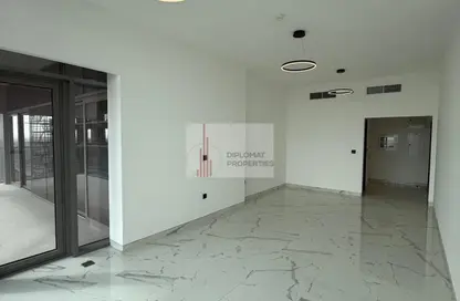 Apartment - 2 Bedrooms - 3 Bathrooms for rent in Royal Regency - Business Bay - Dubai