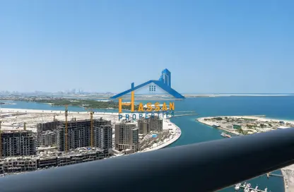 Apartment - 2 Bedrooms - 4 Bathrooms for rent in Beach Tower 1 - Al Khan Lagoon - Al Khan - Sharjah