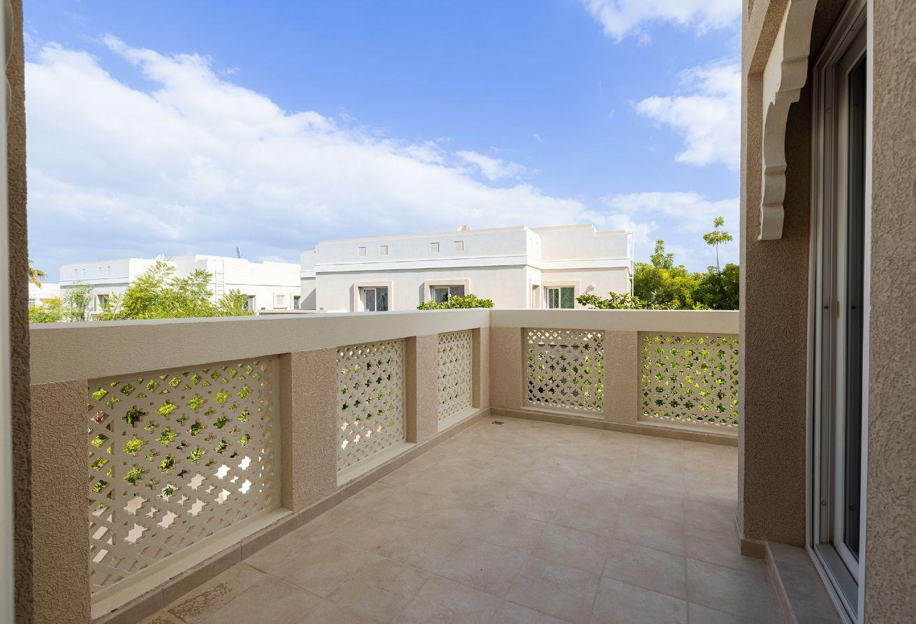 Private Garden | 4 BR Villa + Maid photo 28