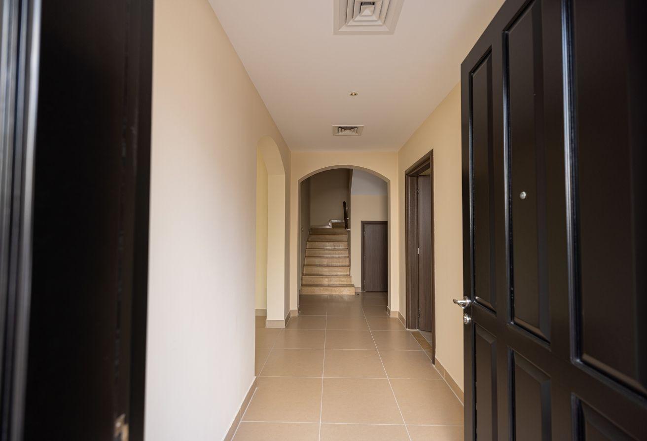 Private Garden | 4 BR Villa + Maid photo 5