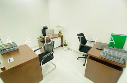 Office Space - Studio - 1 Bathroom for rent in Red Avenue - Al Garhoud - Dubai