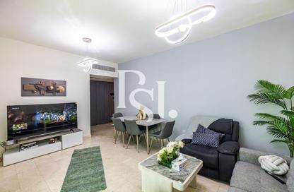 Apartment - 2 Bedrooms - 3 Bathrooms for sale in Marina Square - Al Reem Island - Abu Dhabi