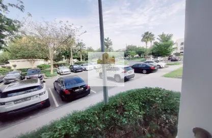 Apartment - 2 Bedrooms - 2 Bathrooms for rent in The Gardens Buildings - The Gardens - Dubai