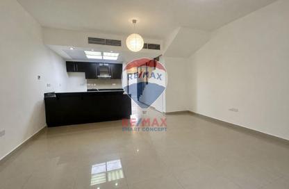 Townhouse - 2 Bedrooms - 3 Bathrooms for rent in Arabian Style - Al Reef Villas - Al Reef - Abu Dhabi
