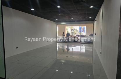 Shop - Studio - 1 Bathroom for rent in Al Mana Building - Al Khabaisi - Deira - Dubai