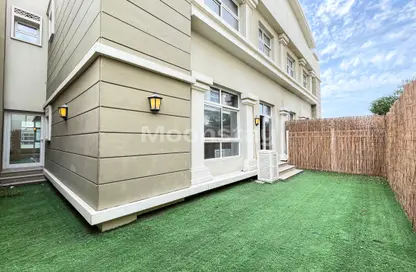 تاون هاوس - 4 غرف نوم - 5 حمامات للايجار في قرية الفرسان - مدينة خليفة - أبوظبي