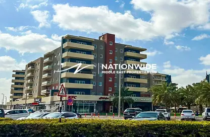 شقة - غرفة نوم - 2 حمامات للبيع في برج 21 - الريف داون تاون - الريف - أبوظبي