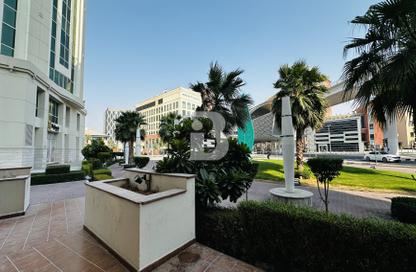 Retail - Studio for sale in Dubai Healthcare City - Bur Dubai - Dubai