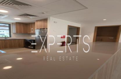 Townhouse - 3 Bedrooms - 4 Bathrooms for sale in Bloom Living - Zayed City (Khalifa City C) - Khalifa City - Abu Dhabi Townhouse - 3 Bedrooms - 4 Bathrooms for sale in Bloom Living - Zayed City (Khalifa City C) - Khalifa City - Abu Dhabi