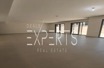 Townhouse - 3 Bedrooms - 4 Bathrooms for sale in Bloom Living - Zayed City (Khalifa City C) - Khalifa City - Abu Dhabi