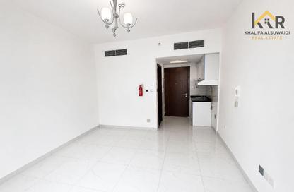Apartment - Studio - 1 Bathroom for rent in Bnh Twin Tower - Al Furjan - Dubai Apartment - Studio - 1 Bathroom for rent in Bnh Twin Tower - Al Furjan - Dubai