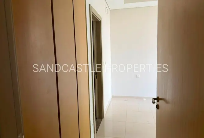 147780402 - Property Image 2