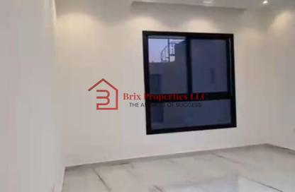 Villa - 4 - 5 for sale in Al Zahya - Ajman Villa - 4 - 5 for sale in Al Zahya - Ajman