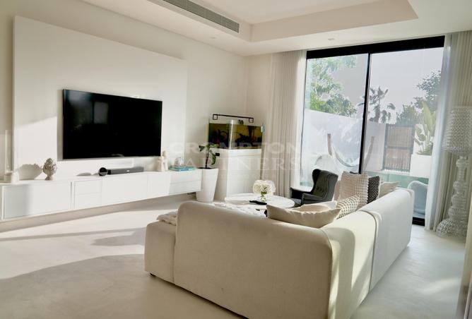 79382857 - Property Image 3