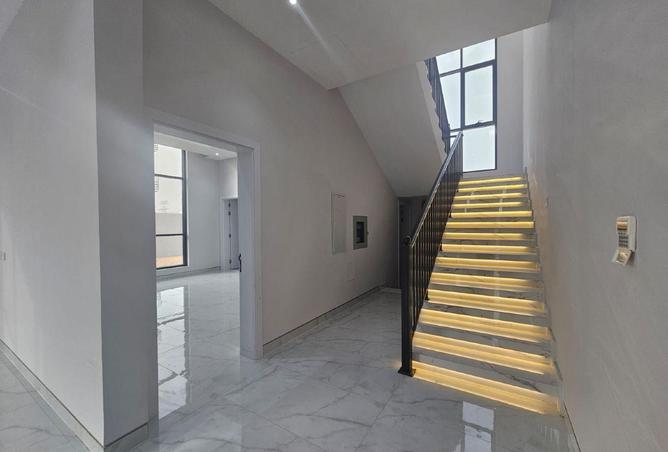 87037785 - Property Image 3