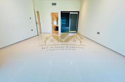 Apartment - 2 Bedrooms - 2 Bathrooms for rent in Park Place Tower - Sheikh Zayed Road - Dubai
