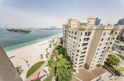 Apartment - 2 - 4 for rent in Al Shahla - Shoreline Apartments - Palm Jumeirah - Dubai