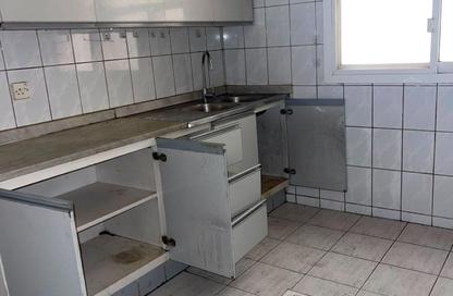 Apartment - 2 Bedrooms - 3 Bathrooms for rent in Al Twar 1 - Al Twar - Dubai