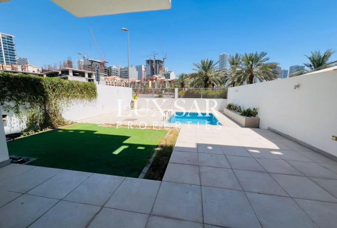 105978478 - Property Main Image