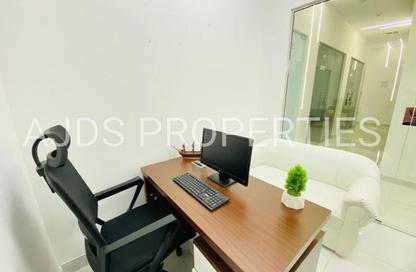Office Space - Studio - 1 Bathroom for rent in Red Avenue - Al Garhoud - Dubai