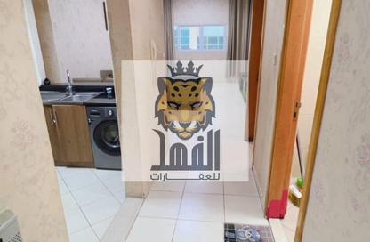 Apartment - 1 Bedroom - 2 Bathrooms for rent in Al Rashidiya Towers - Al Rashidiya - Ajman Downtown - Ajman