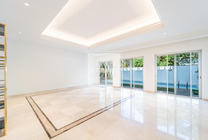 69122118 - Property Image 3