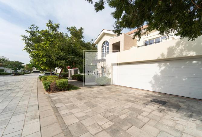 69122118 - Property Main Image