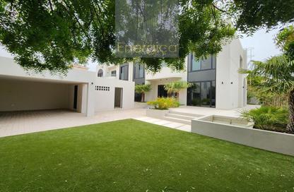 Villa - 5 Bedrooms - 5 Bathrooms for rent in Jumeirah 1 Villas - Jumeirah 1 - Jumeirah - Dubai