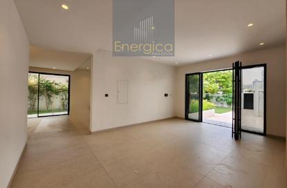 Villa - 5 Bedrooms - 5 Bathrooms for rent in Jumeirah 1 Villas - Jumeirah 1 - Jumeirah - Dubai