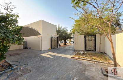 Villa - 4 - 5 for rent in Mohamed Bin Zayed Centre - Mohamed Bin Zayed City - Abu Dhabi Villa - 4 - 5 for rent in Mohamed Bin Zayed Centre - Mohamed Bin Zayed City - Abu Dhabi