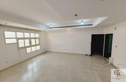 Villa - 4 - 5 for rent in Mohamed Bin Zayed Centre - Mohamed Bin Zayed City - Abu Dhabi Villa - 4 - 5 for rent in Mohamed Bin Zayed Centre - Mohamed Bin Zayed City - Abu Dhabi