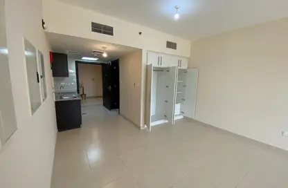 Apartment - Studio - 1 Bathroom for rent in Al Neem Residence - Rawdhat Abu Dhabi - Abu Dhabi