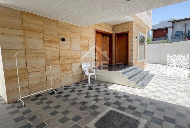 92251680 - Property Image 3