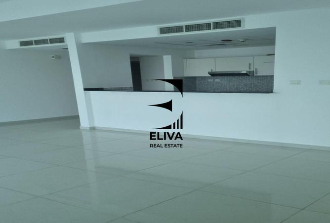 56952899 - صورة العقار 2