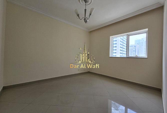 79862173 - Property Image 3